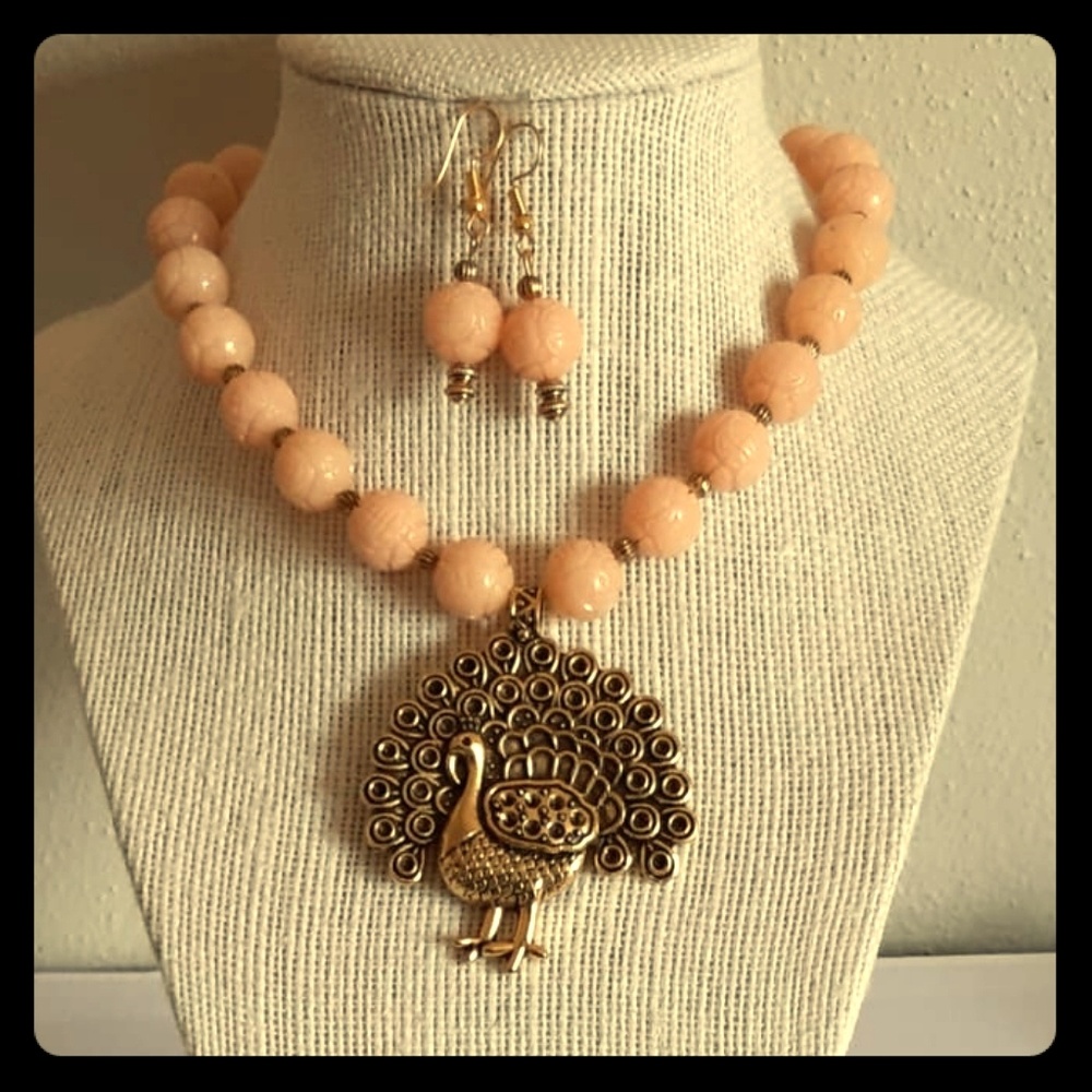 Brand New! Necklace and earrings